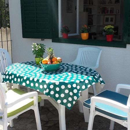 Holiday Home Pavarotti Supetar Ngoại thất bức ảnh